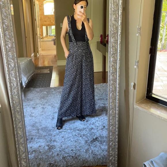 Lost and wander jumpsuit 💖❤️✅ - Picture 2 of 11